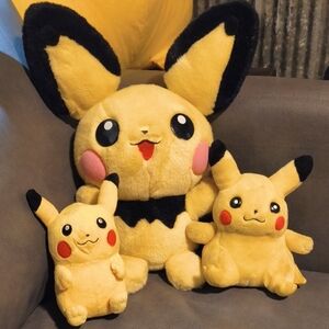 Pokemon  Pikachu Plush Set - Yellow and Black